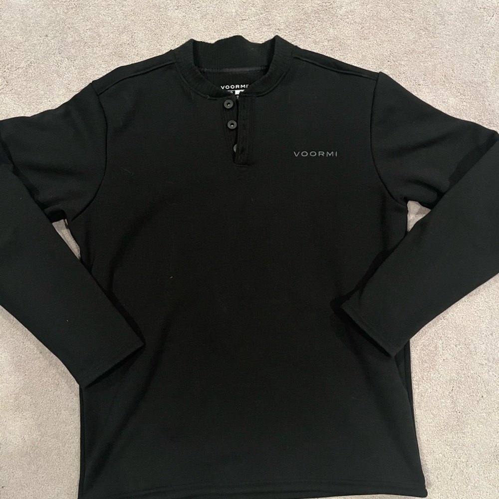 Brand New VOORMI Black Long Sleeve Henley